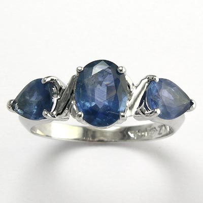 14k Gold 3-Stone Sapphire Mother's Ring