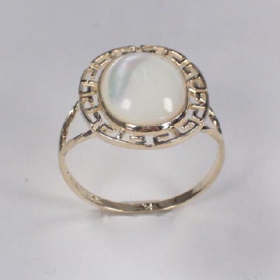 14k Gold Oval Mother of Pearl Set