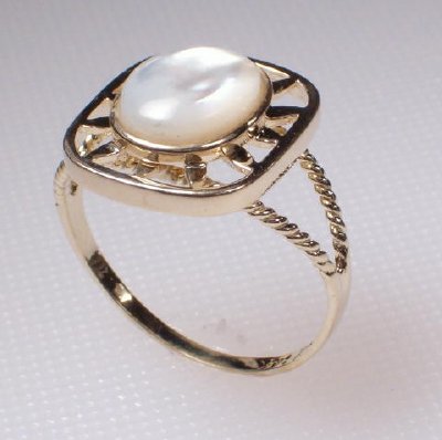 14k Oval Mother of Pearl earrings ring pendant Set