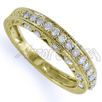 Pave-Set Diamond Wedding Ring in 18k Yellow Gold