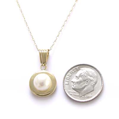 14k Yellow Gold Pearl Pendant